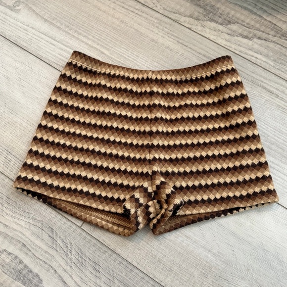 Strawberry Milk Mob Roadrunner Mini Shorts Brown Medium New But No Tag SOLD OUT - Picture 4 of 7